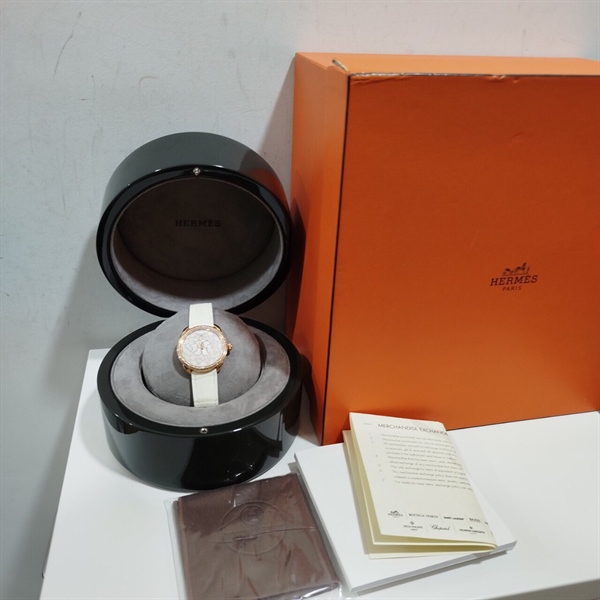 Đồng Hồ Hermes Quai Trắng KG+