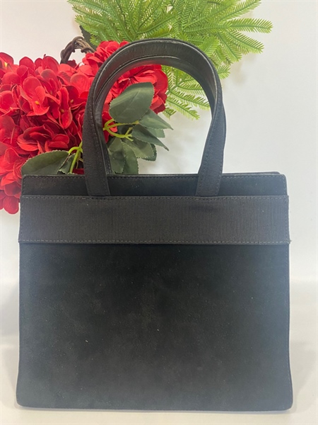 Túi Ferragamo đen KG+