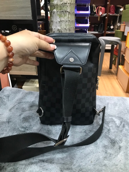 Túi LV đeo chéo ô vuông xanh đen +