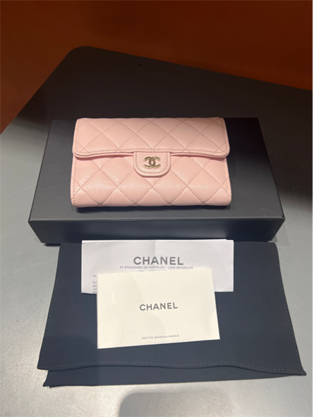 Ví Chanel gập 3 hồng phấn+