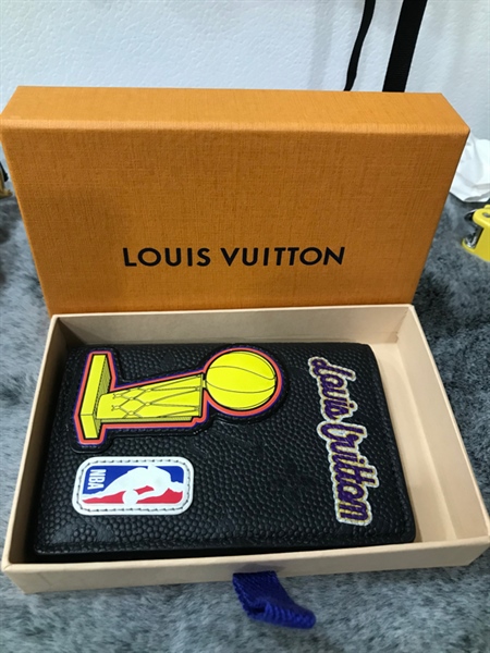 Ví LV đen họa tiết +