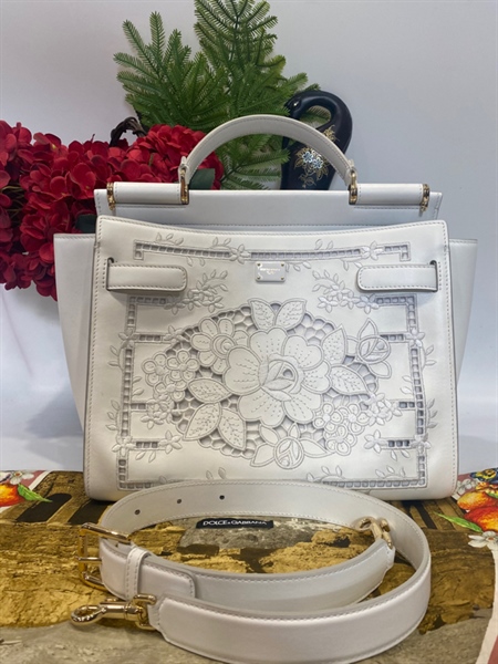 Túi Dolce trắng hoa KG+
