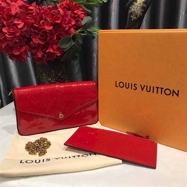 Túi LV đỏ bóng kèm pound +