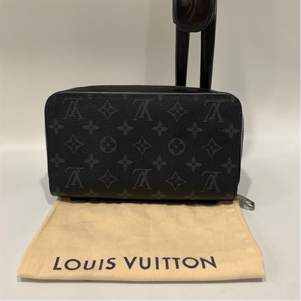 Ví LV đen khóa kéo 2 ngăn +