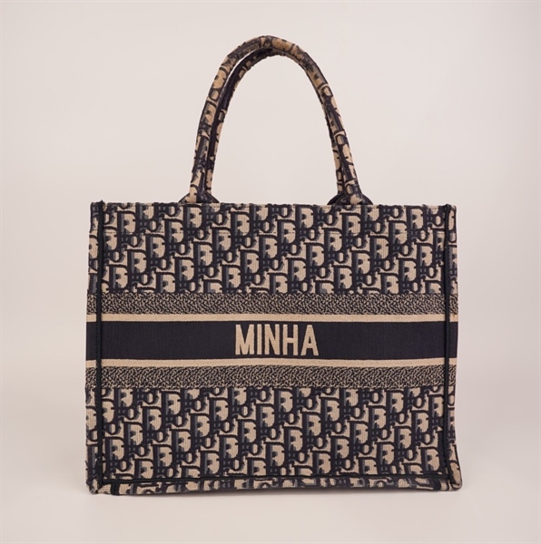 Túi Dior tote màu xám trắng KG+