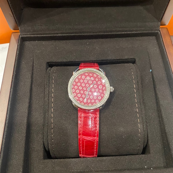 Đồng hồ Hermes đỏ KG+