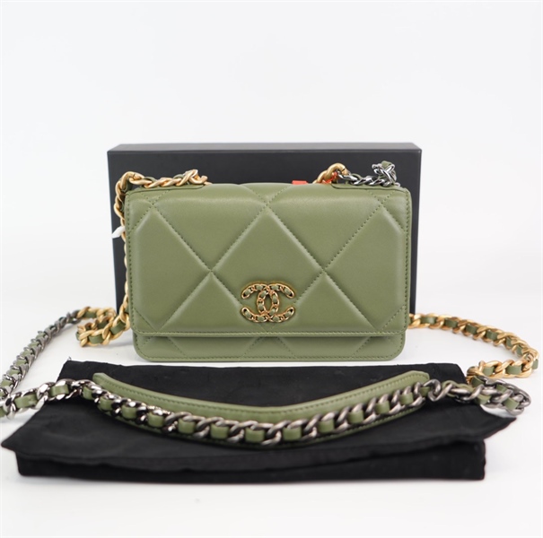 Túi Chanel xanh quân đội KG+