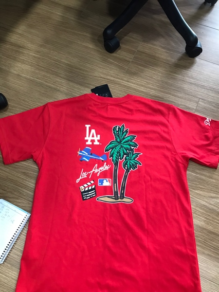 Áo Thun LA Đỏ Size S KG+