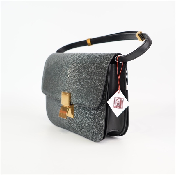 Túi Celine Classic Box chấm đen bóng khóa vàng KG+