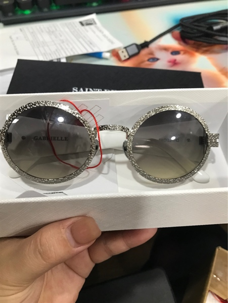 Kính Saint De Paris tròn đính đá +