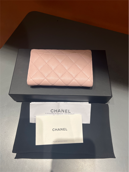Ví Chanel gập 3 hồng phấn+