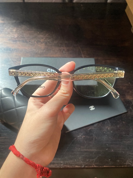 Kính Chanel +
