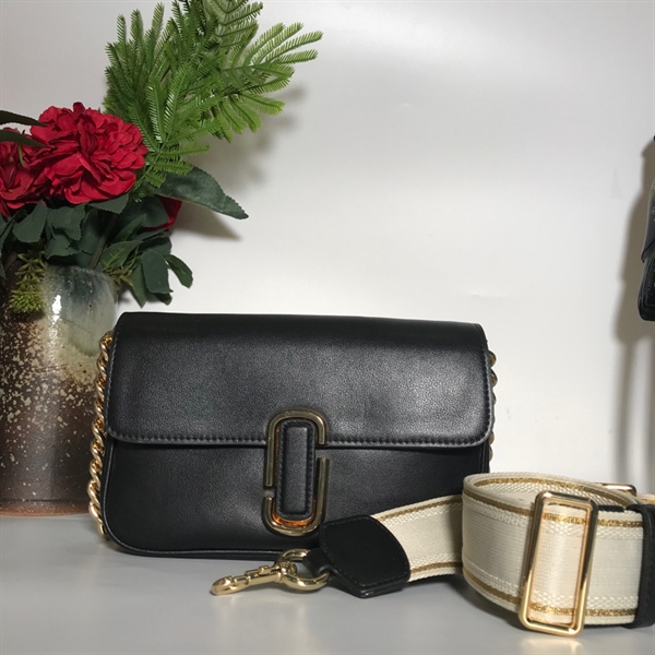 Túi Marc Jacobs đen KG+