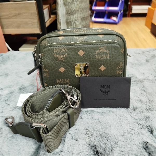 Túi hộp MCM nhỏ màu rêu +