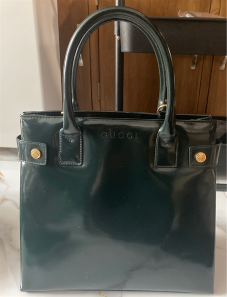 Túi vuông xanh Gucci