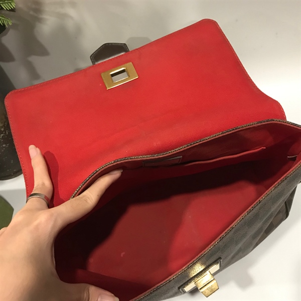 Túi LV lòng đỏ KG+