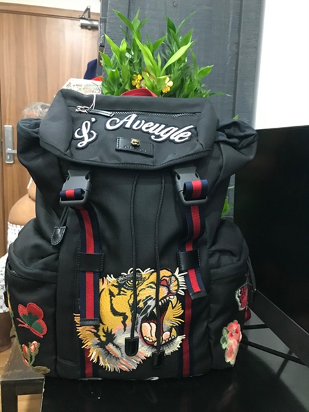 Balo GG Đen Vải Họa Tiết+