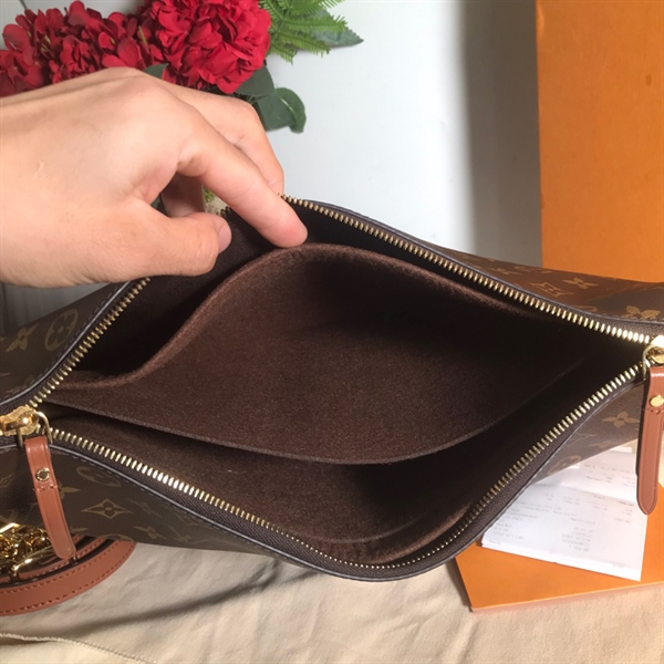 Túi LV mặt trăng kèm pound +