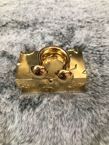 Bông tai LV vàng +