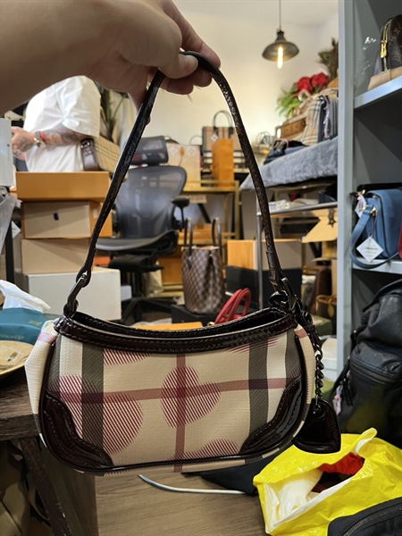 Túi BBR caro trái tim KG+