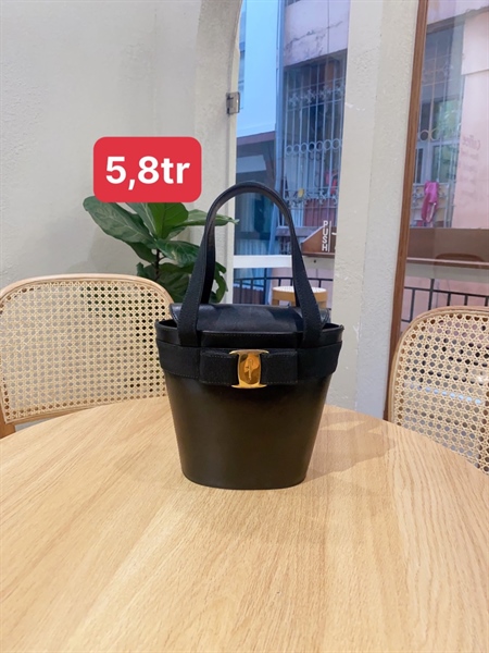 Túi Salvatore Ferragamo