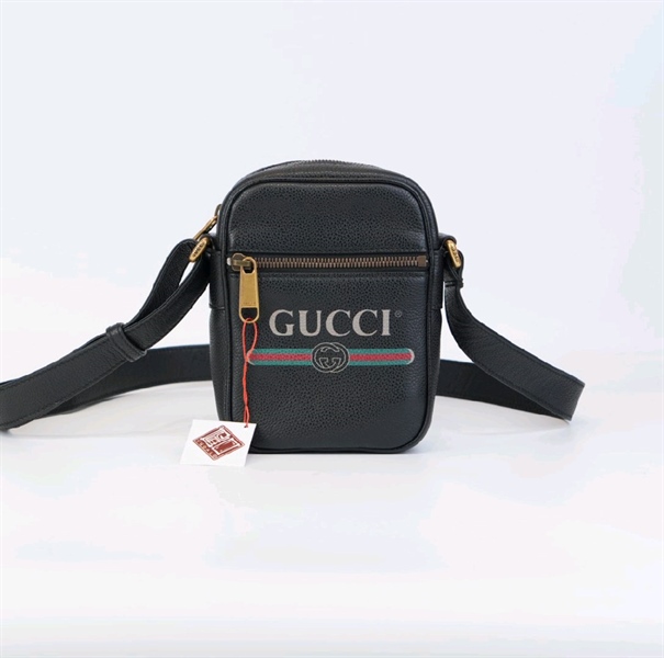 Túi GG đeo chéo màu đen in chữ KG+