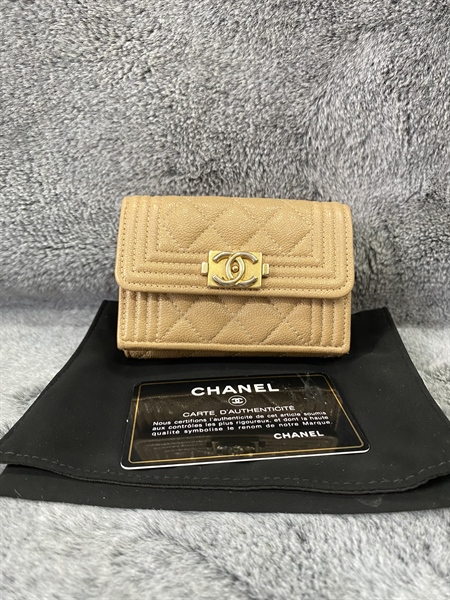 Ví Chanel gập 3 màu kem+