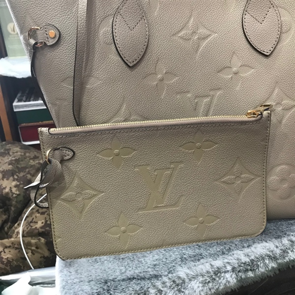 Túi tote LV xám trắng kèm pound KG+