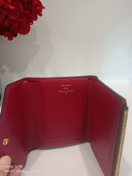 Ví LV ngắn gập 3+