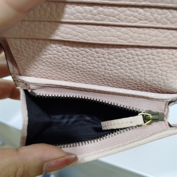 Ví GG Gập Đôi Hồng+