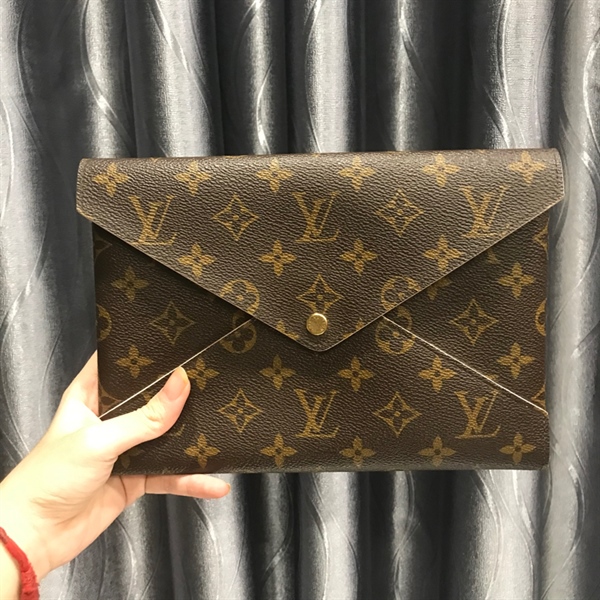 Túi LV lòng hồng nhạt +