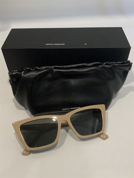 Kính Gentle Monster nâu Sữa+