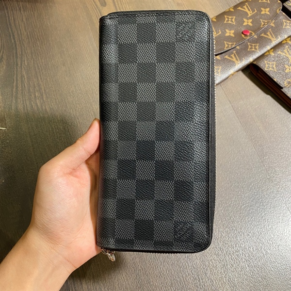 Ví LV đen ô KG+