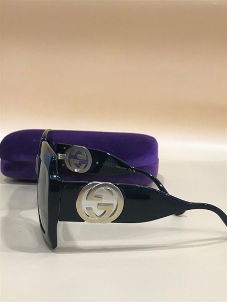 Kính đen GG logo lớn KG+