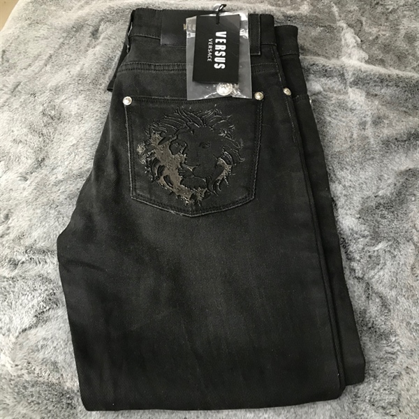 Quần Jean Versace Versus Đen Size 29 KG+