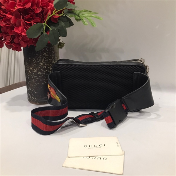 Túi đeo Gucci rắn KG+