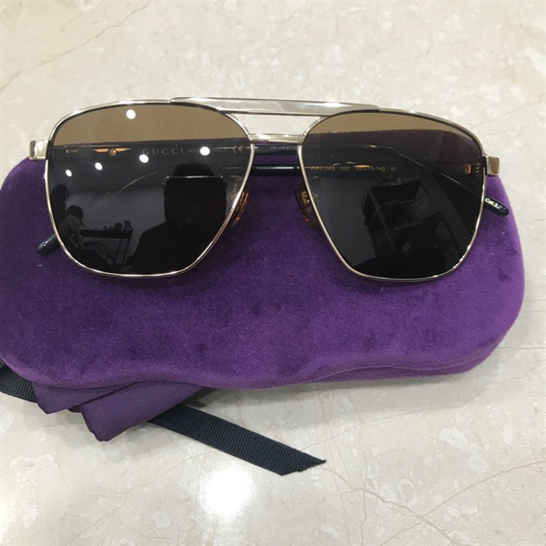 Kính GG gọng đen vàng mảnh KG+