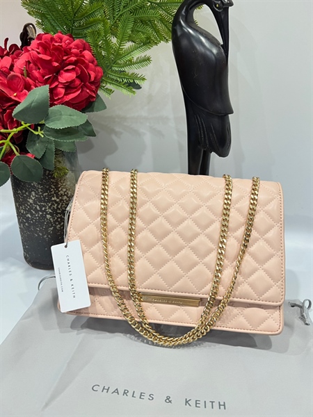 Túi Charles&Keith Hồng KG+