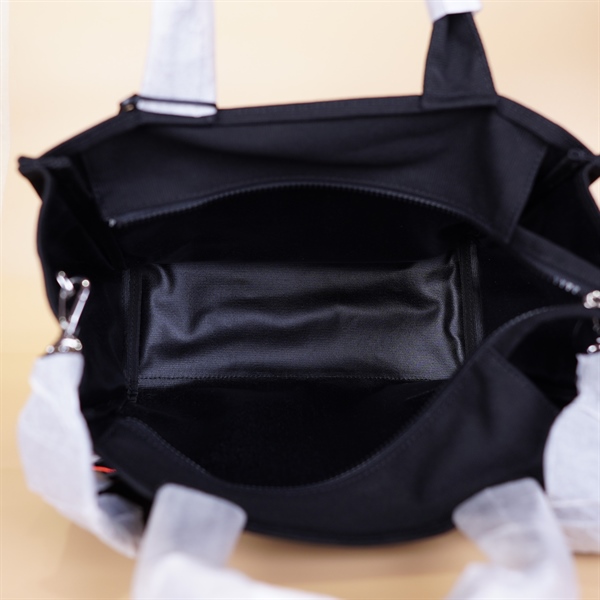 Túi Xách DKNY Đen KG+