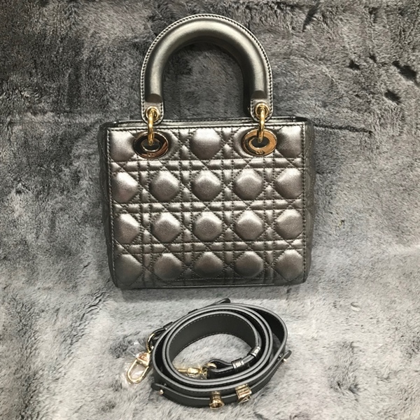 Túi Dior Lady xám bạc size 20cm KG+