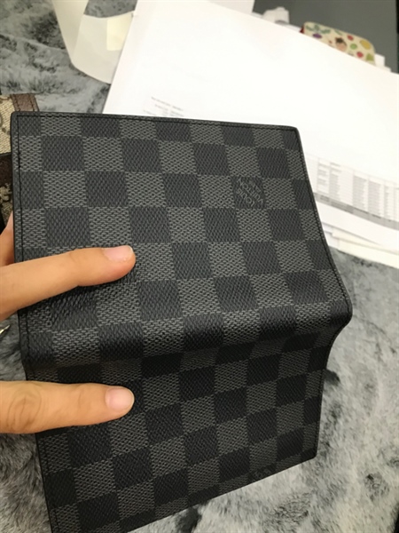 Ví LV ô vuông đen +