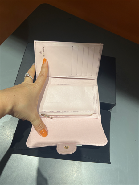 Ví Chanel gập 3 hồng phấn+