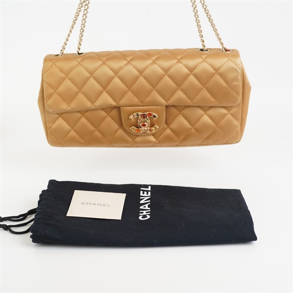 Túi Chanel màu vàng đồng logo đính đá size 25 KG+