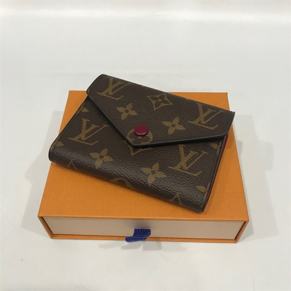 Ví LV ngắn nút bấm +