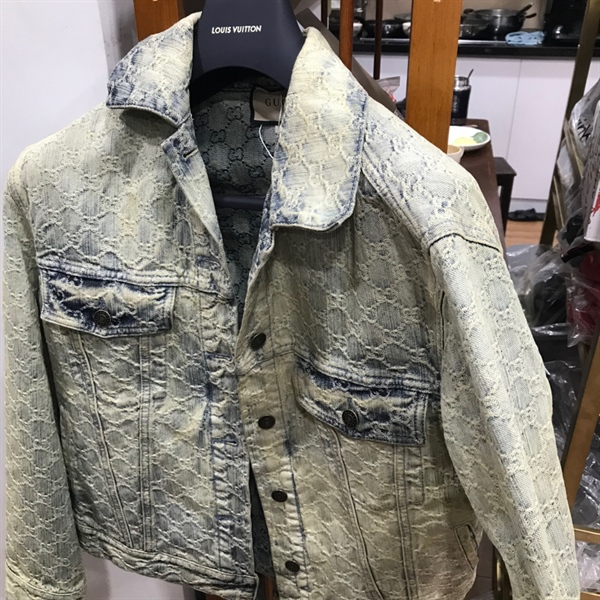 Áo khoác GG jean bạc KG+