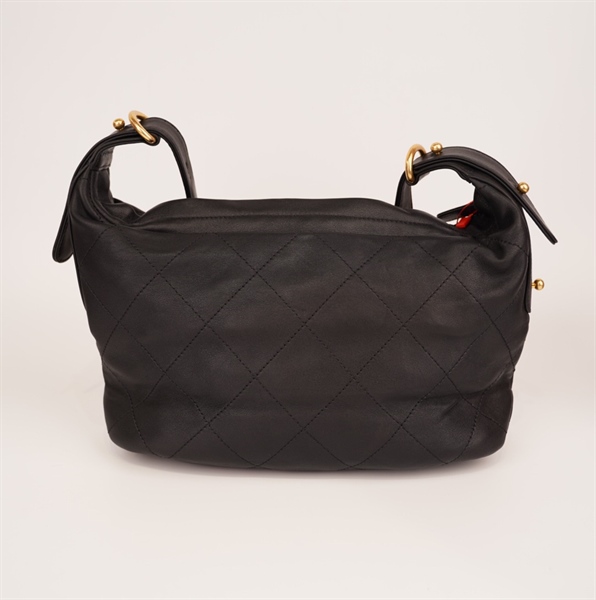 Túi Chanel đen da mềm xích lớn vàng ++