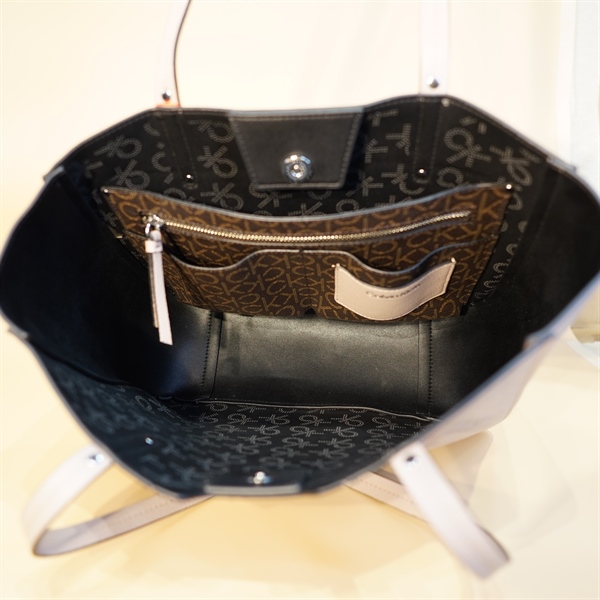 Túi tote CK màu nâu kem KG+