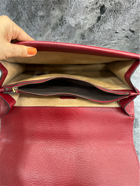 Túi GC đỏ đầu rồng thêu hoa+