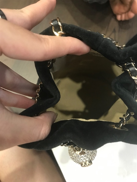 Túi CC lông đen KG+