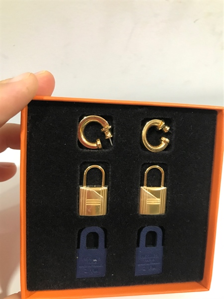 Bông Tai Hermes Ổ Khóa KG+